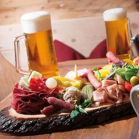 Ferienwohnungen Am Aja Bergresort Werfenweng 4*